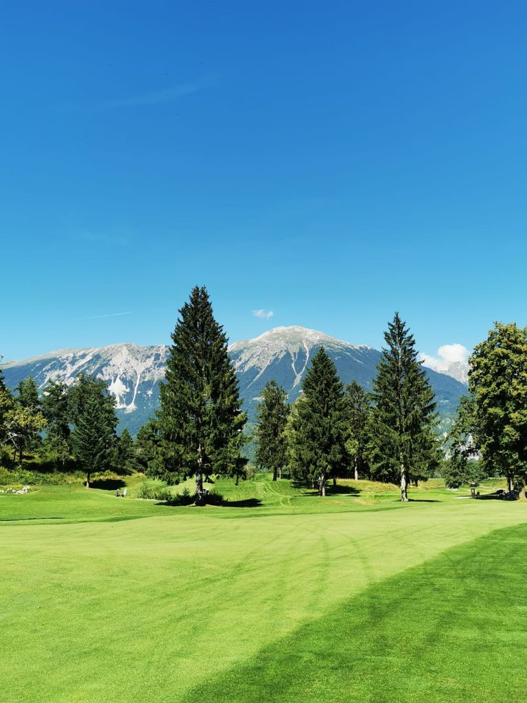 kontakt golf tereni ada